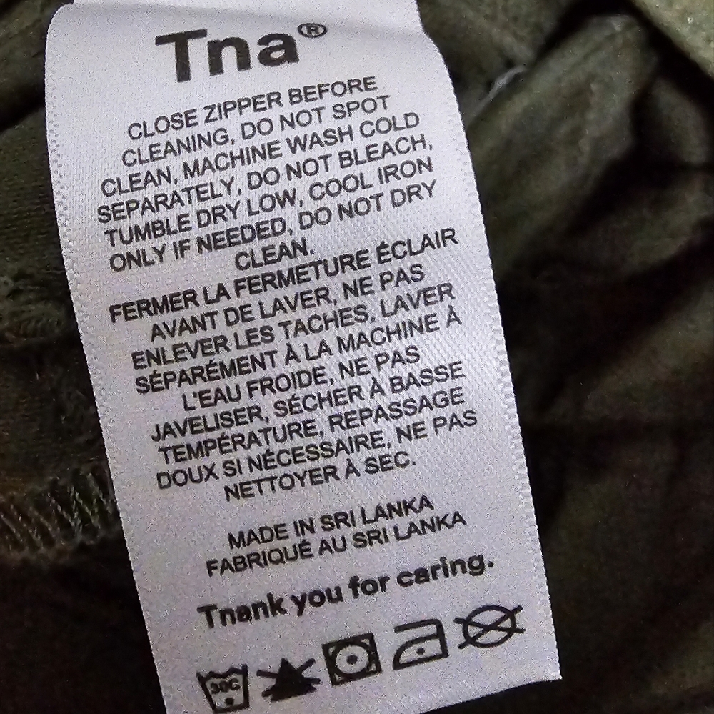 Aritzia TNA Supply Cargo Pant - Picture 5 of 9